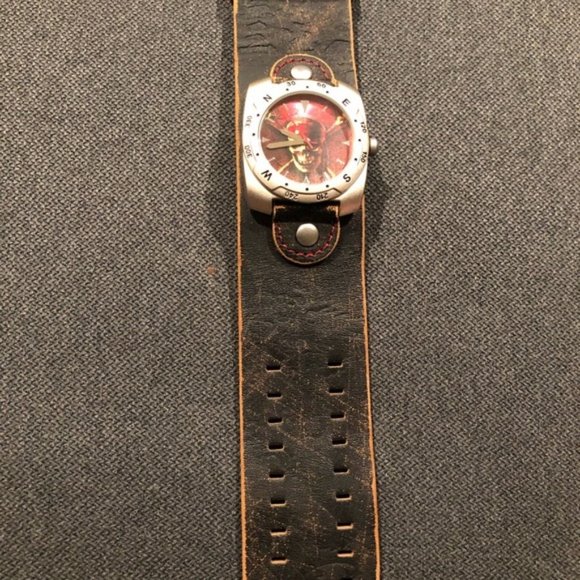 Disney Pirates of the Caribbean Watch - Picture 3 of 8